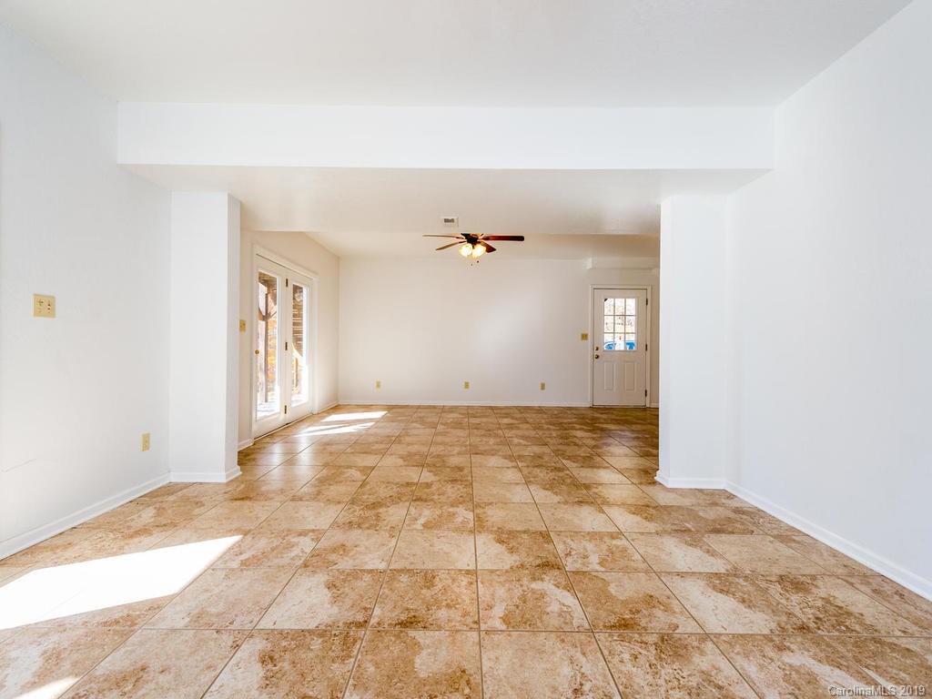 465 Blackberry Ridge Road Burnsville NC 28714