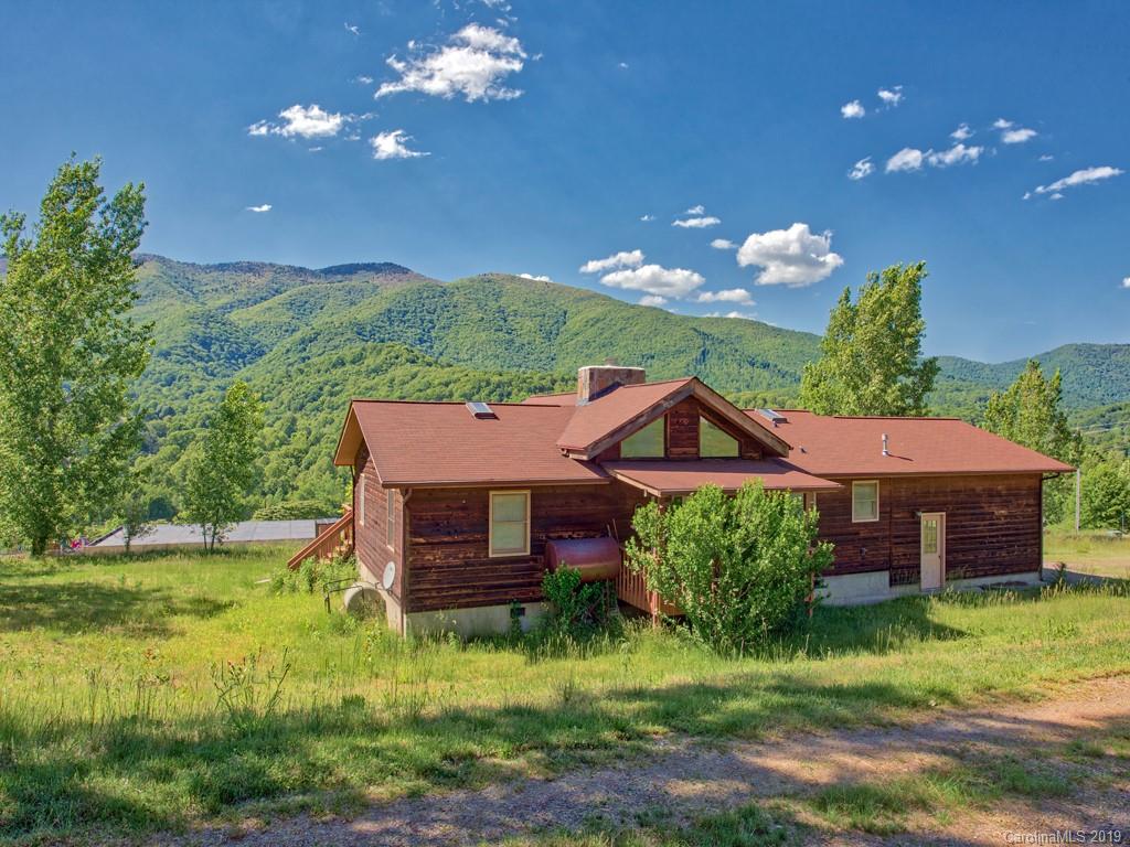 266 Barber Hill Drive Waynesville NC 28786
