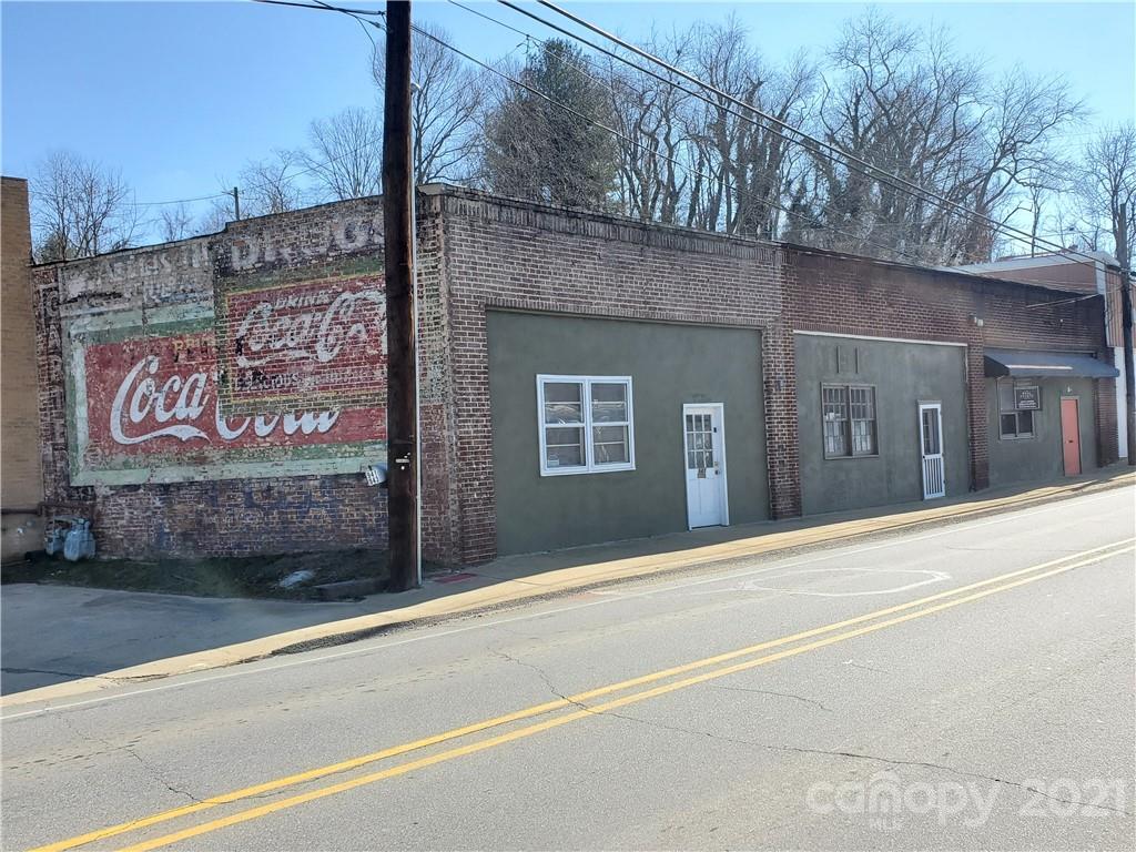 939 Riverside Drive Woodfin NC 28804