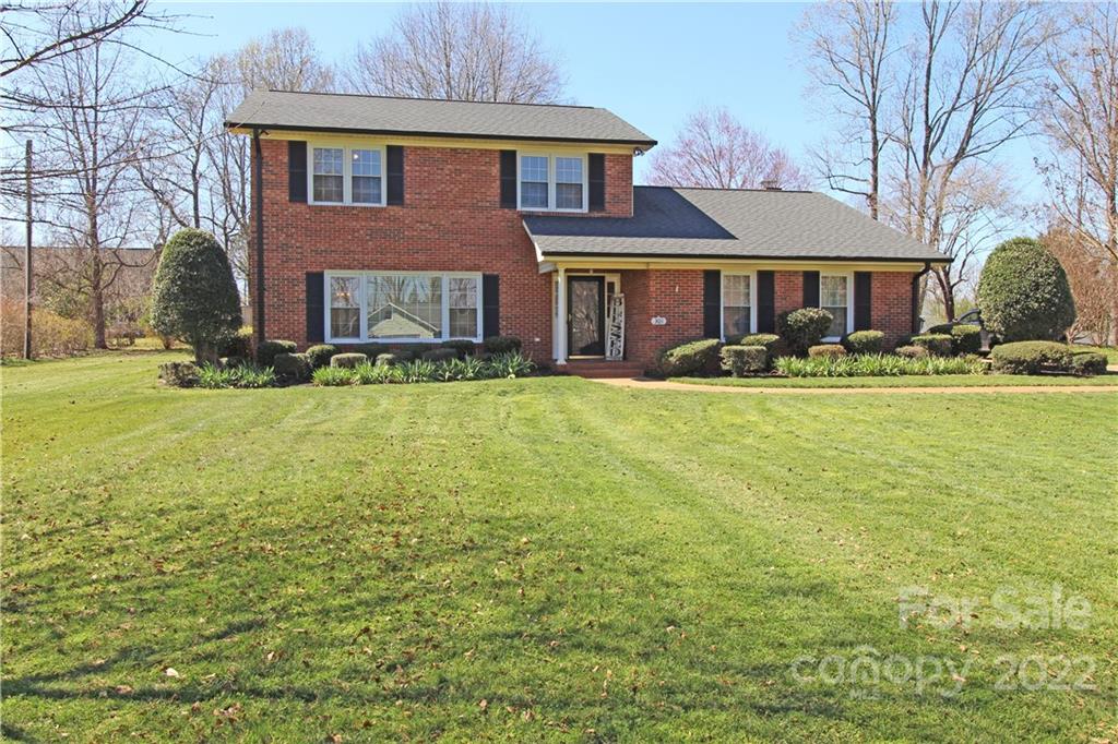 301 Knollwood Drive Forest City NC 28043