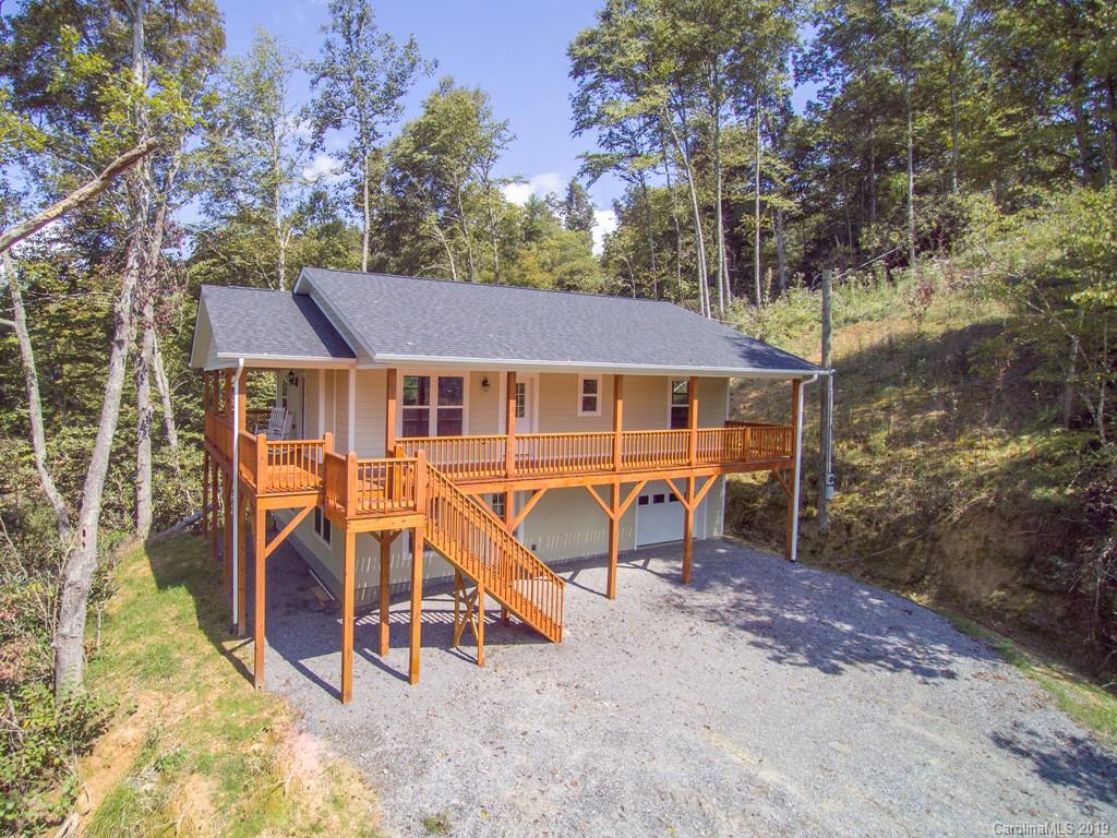 293 South Pinnacle Drive Burnsville NC 28714