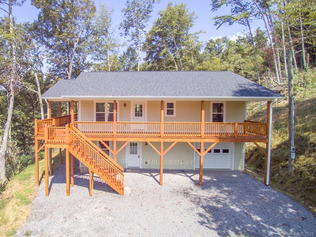 293 South Pinnacle Drive Burnsville NC 28714