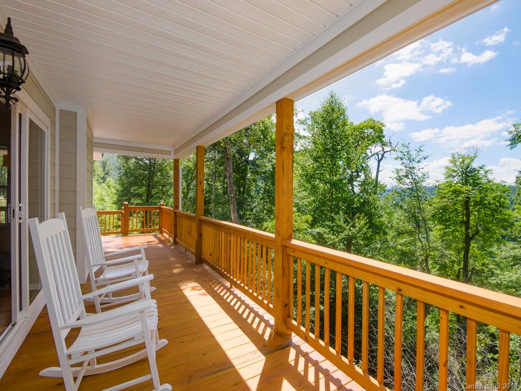 293 South Pinnacle Drive Burnsville NC 28714
