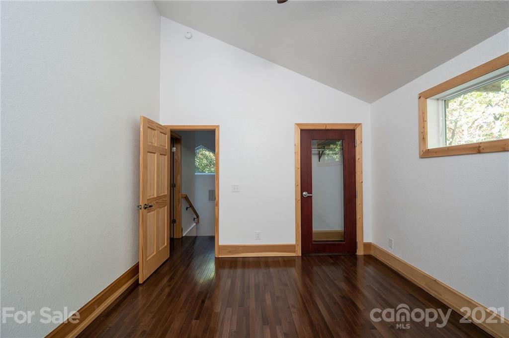 60 Will Campbell Road Swannanoa NC 28778