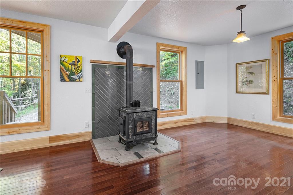 60 Will Campbell Road Swannanoa NC 28778