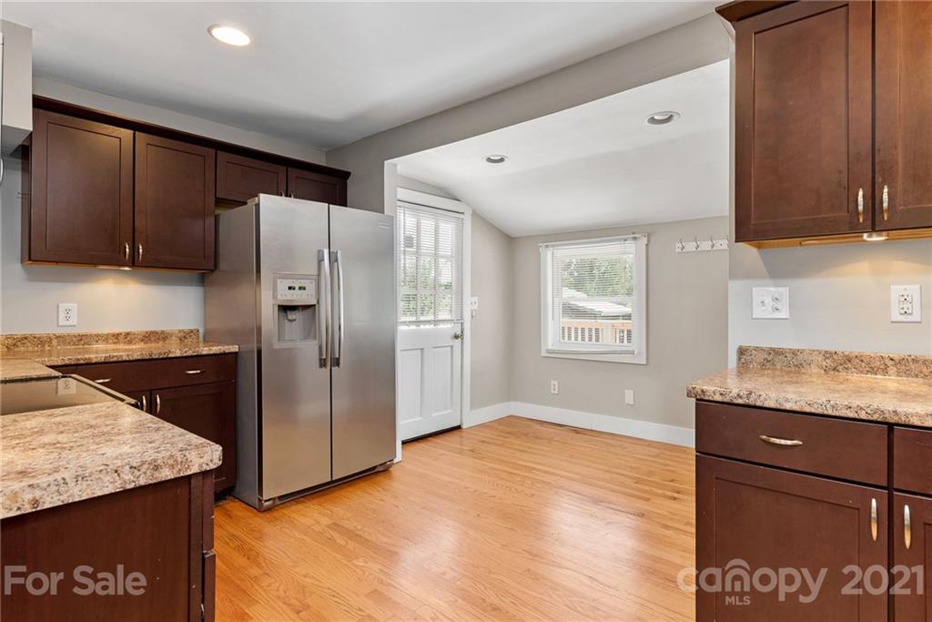 288 Sand Hill Road Asheville NC 28806