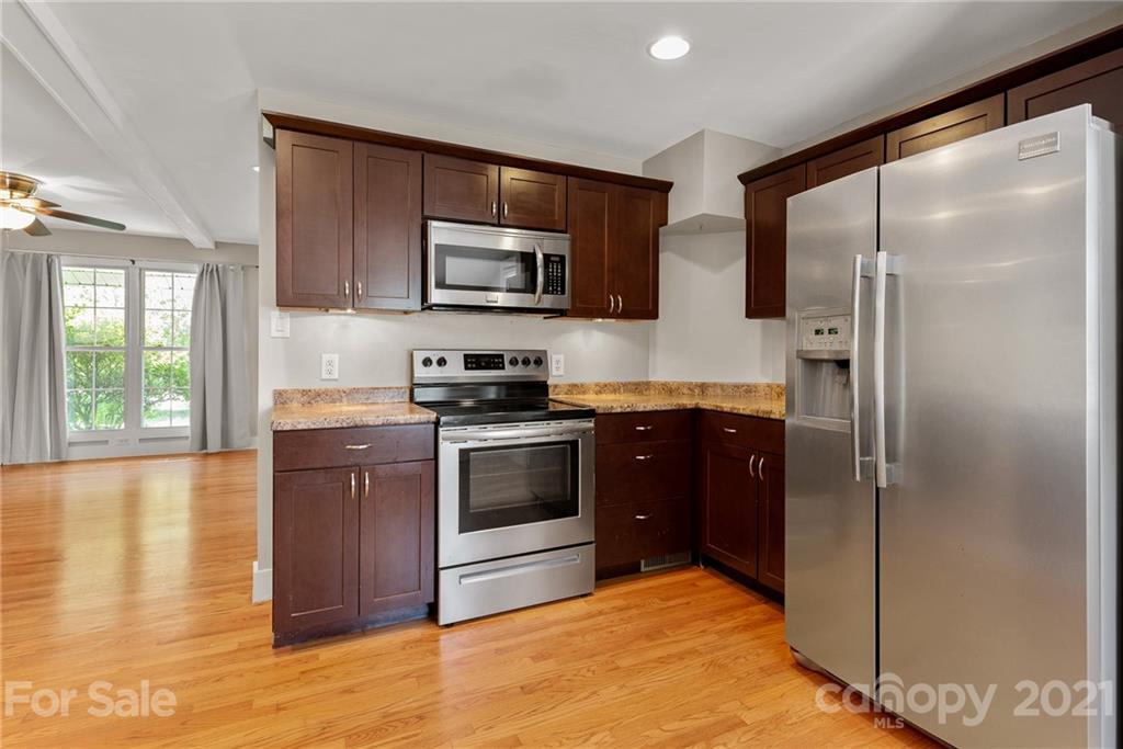 288 Sand Hill Road Asheville NC 28806