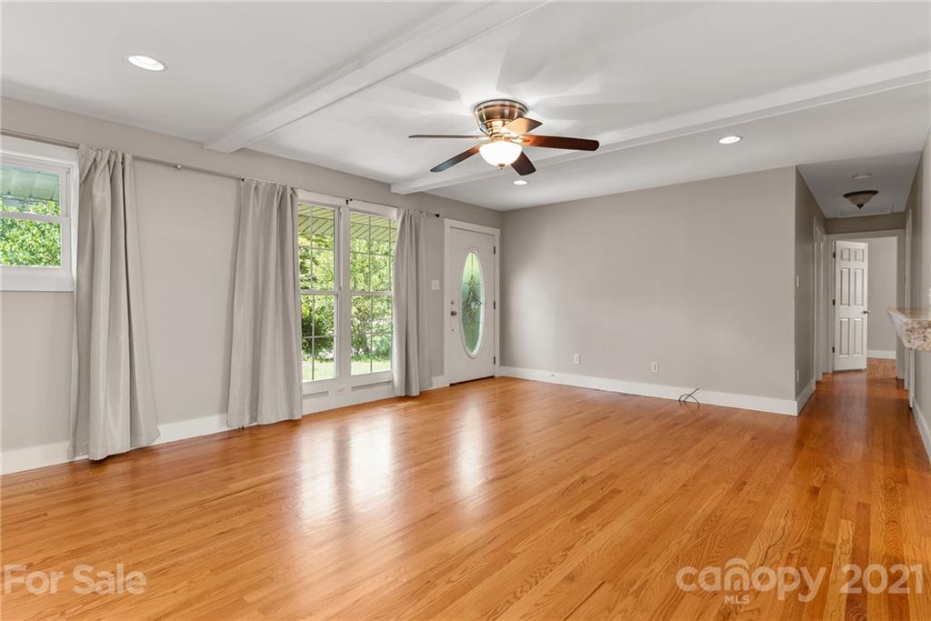 288 Sand Hill Road Asheville NC 28806