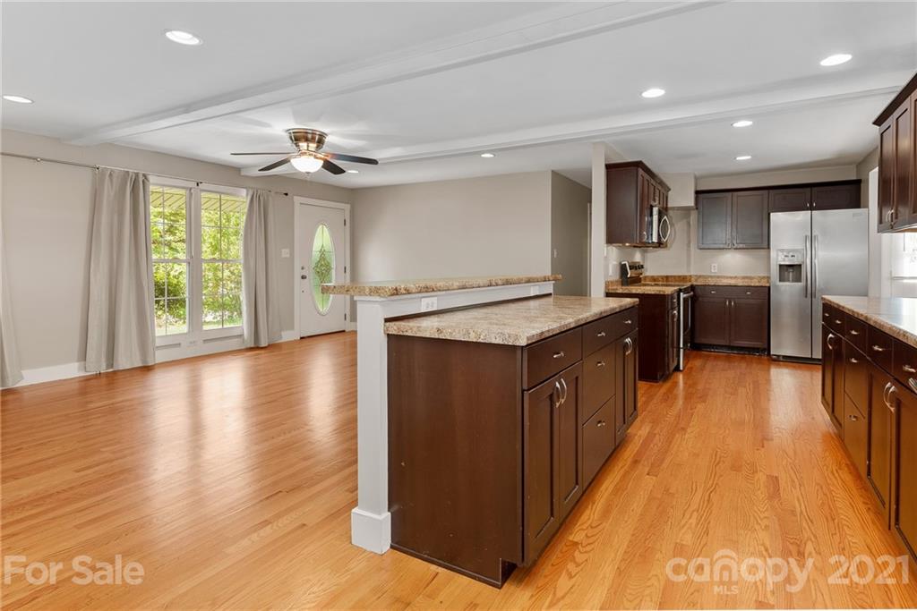 288 Sand Hill Road Asheville NC 28806