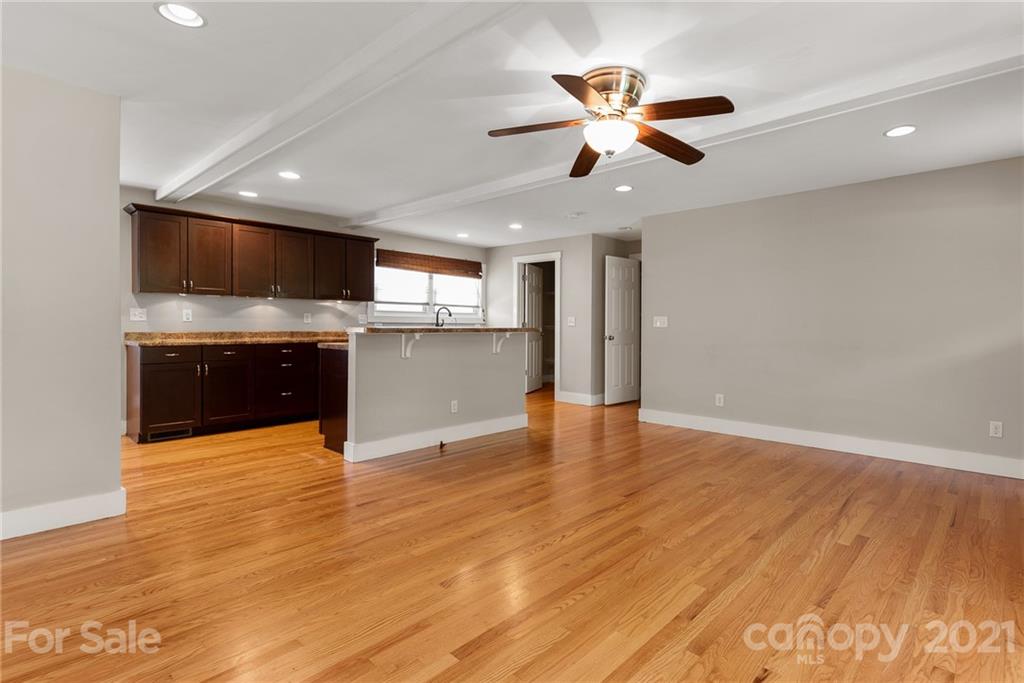 288 Sand Hill Road Asheville NC 28806