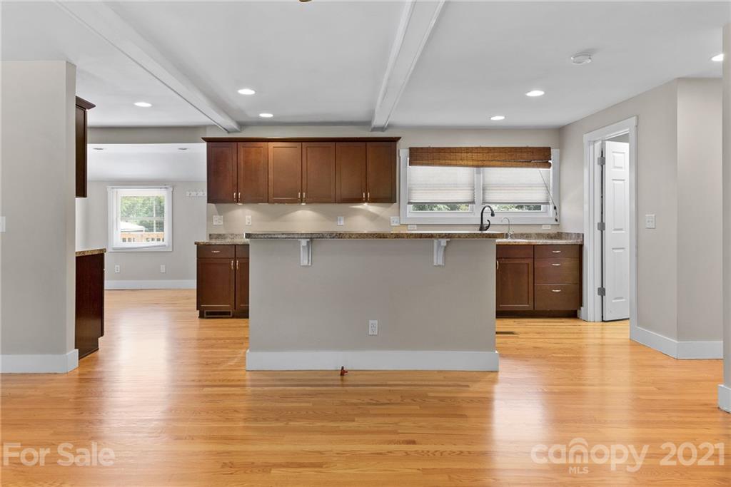 288 Sand Hill Road Asheville NC 28806
