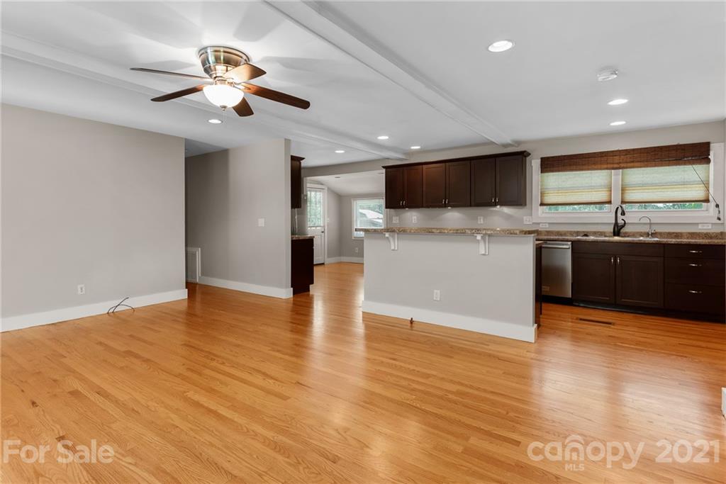 288 Sand Hill Road Asheville NC 28806