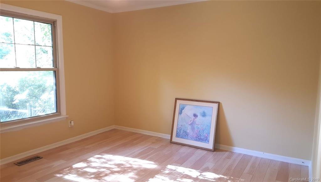 52 Talmadge Court Asheville NC 28806