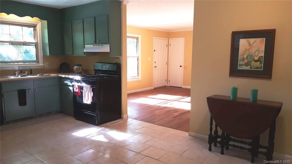 52 Talmadge Court Asheville NC 28806