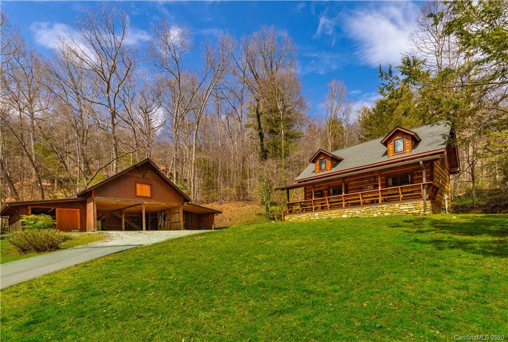 9 Stags Run Horse Shoe NC 28742