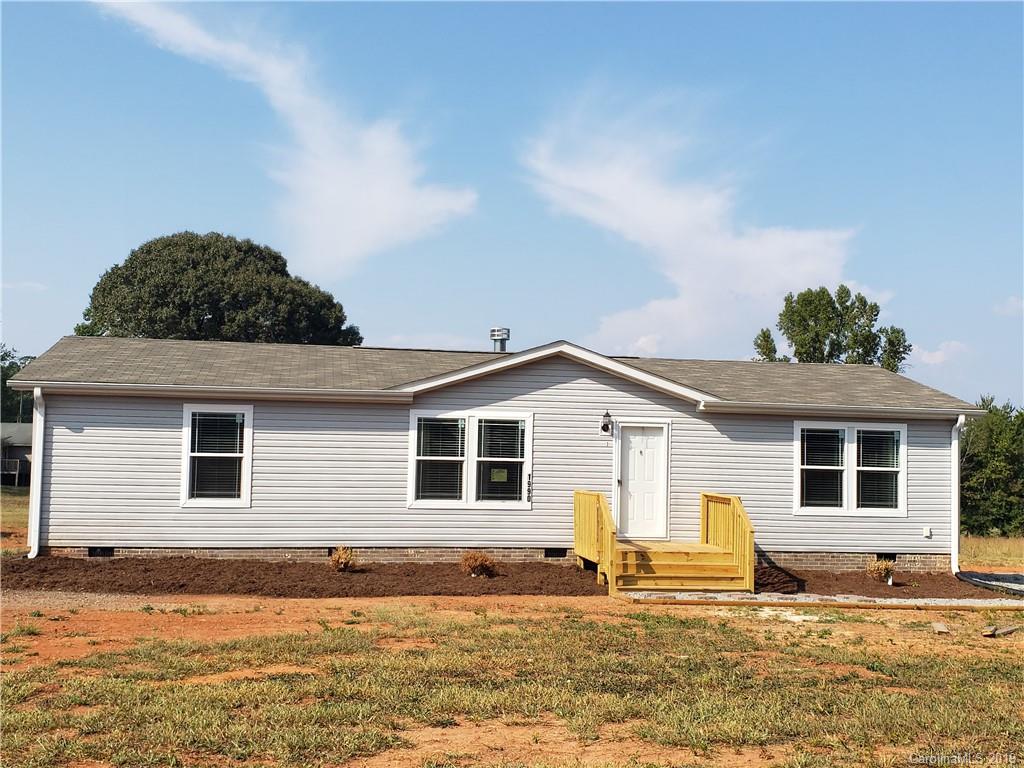 1990 Hass Drive Newton NC 28658