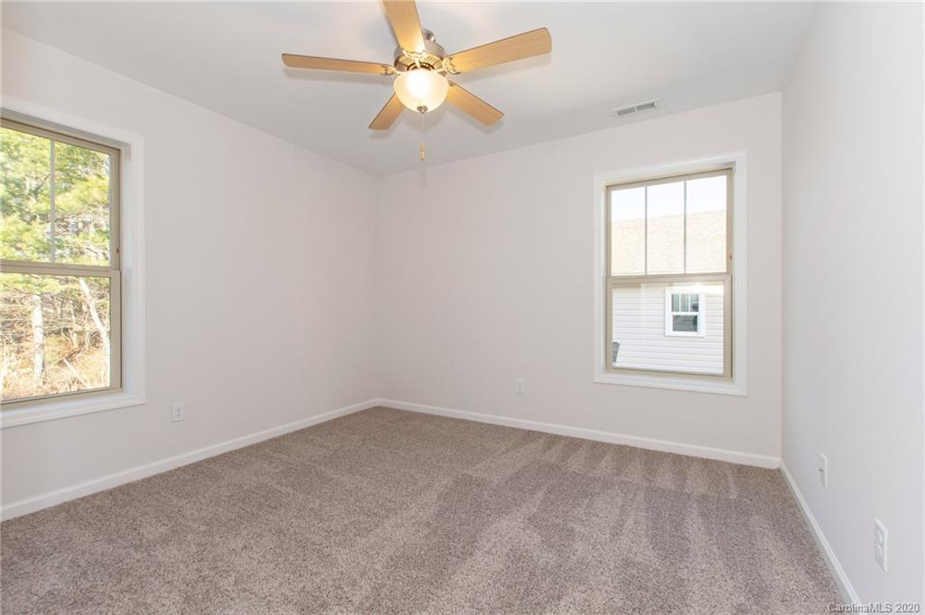 27 Yarrow Meadow Road Weaverville NC 28787