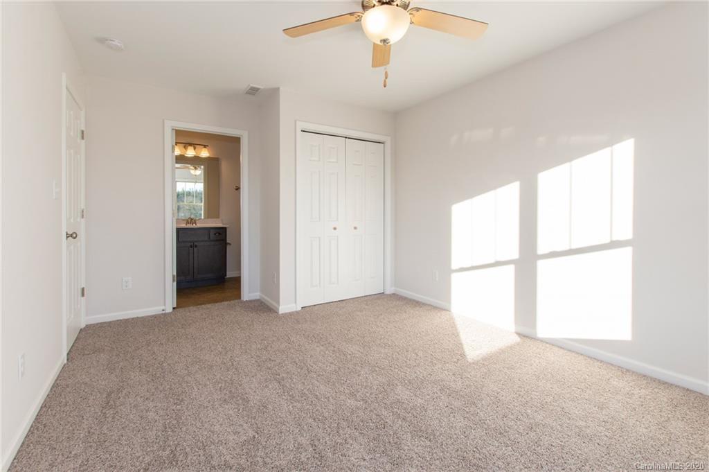 27 Yarrow Meadow Road Weaverville NC 28787