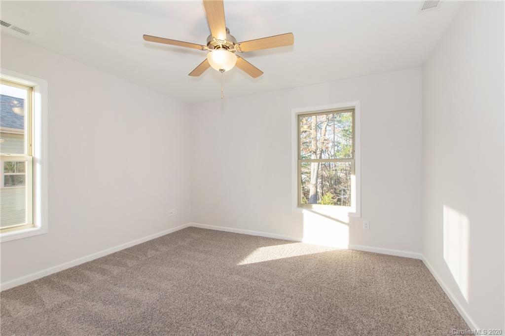 27 Yarrow Meadow Road Weaverville NC 28787