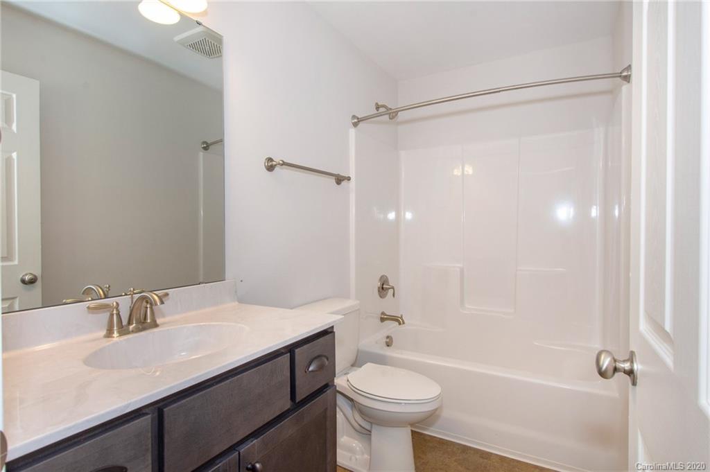 27 Yarrow Meadow Road Weaverville NC 28787