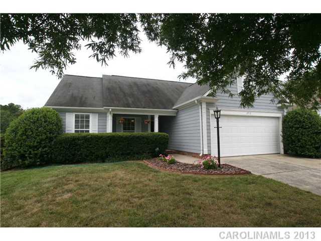 2713 Robyns Glen Drive Charlotte NC 28269