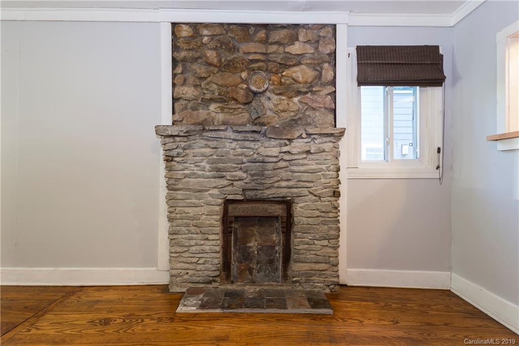 158 Wellington Street Asheville NC 28806