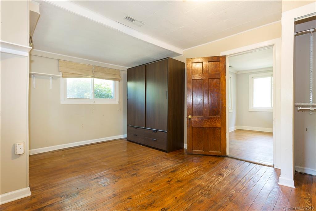 158 Wellington Street Asheville NC 28806