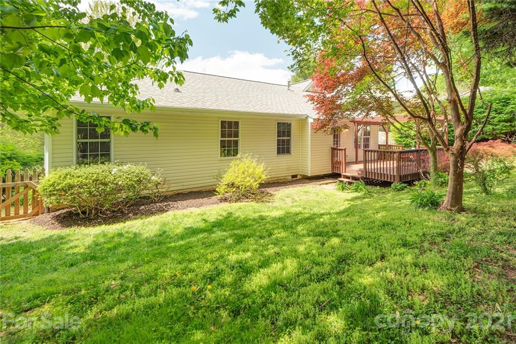 104 Forest Lake Drive Asheville NC 28803