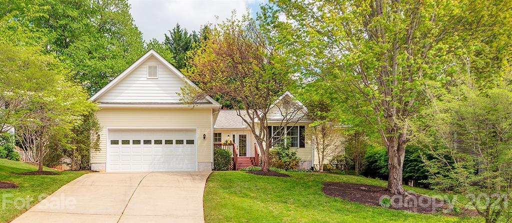 104 Forest Lake Drive Asheville NC 28803