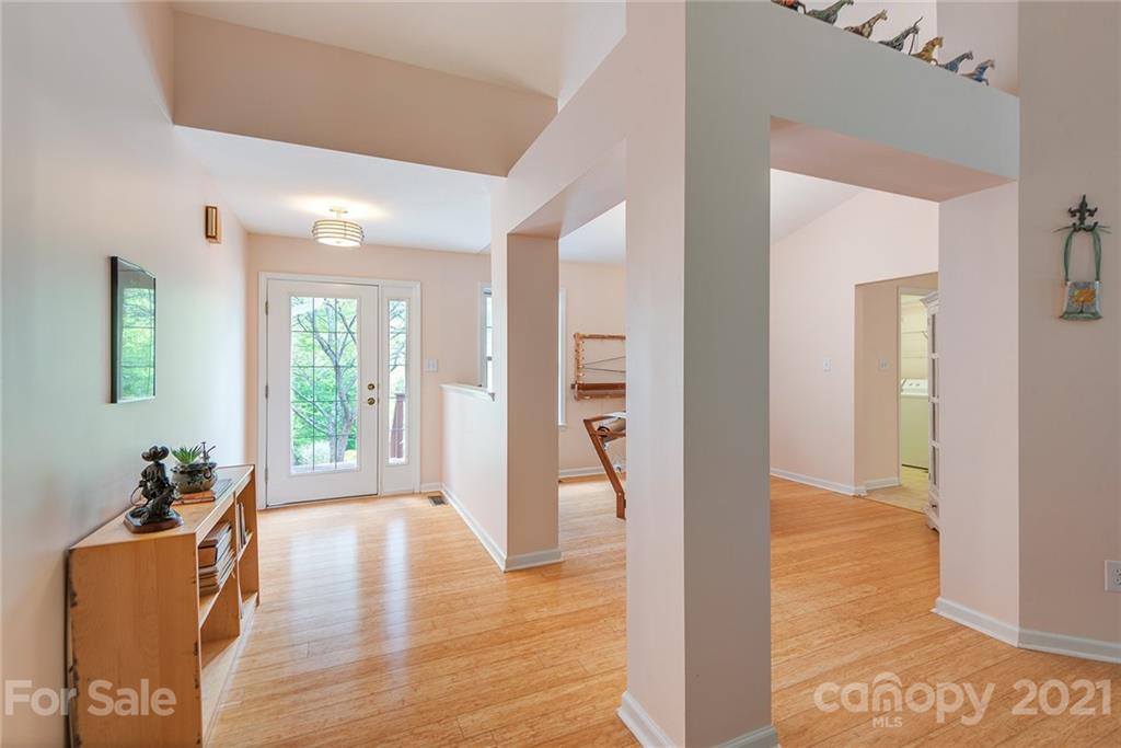 104 Forest Lake Drive Asheville NC 28803