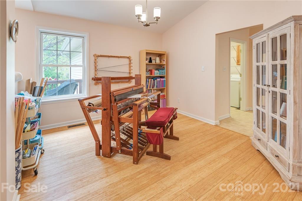 104 Forest Lake Drive Asheville NC 28803