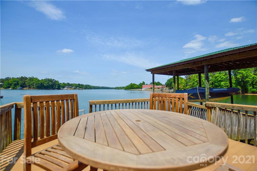 4513 Inlet Pointe Court Charlotte NC 28216