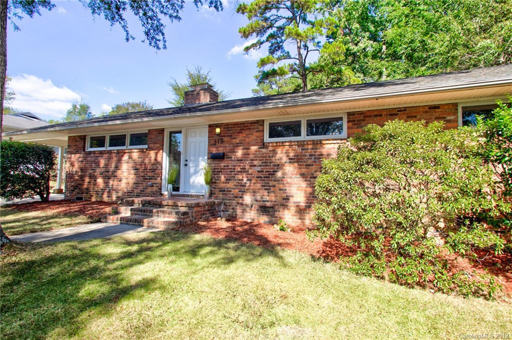 313 Blackthorne Lane Charlotte NC 28209