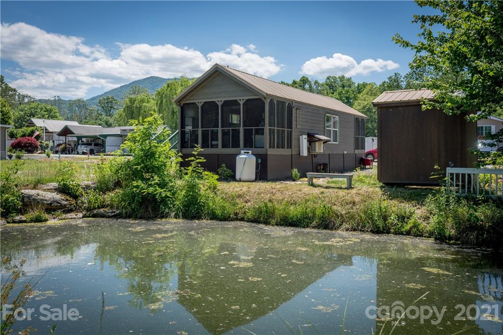 233 Mallard Loop Waynesville NC 28785