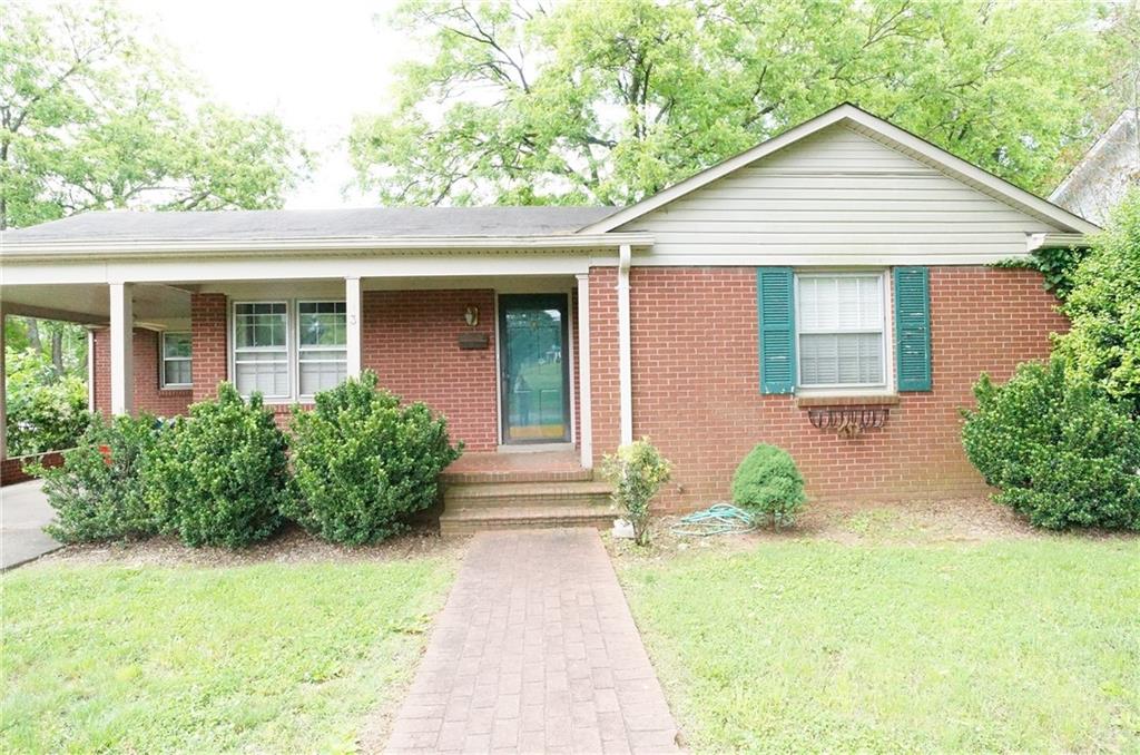 113 W 7th Street Newton NC 28658