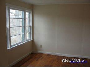 30 Clarendon Avenue Asheville NC 28804