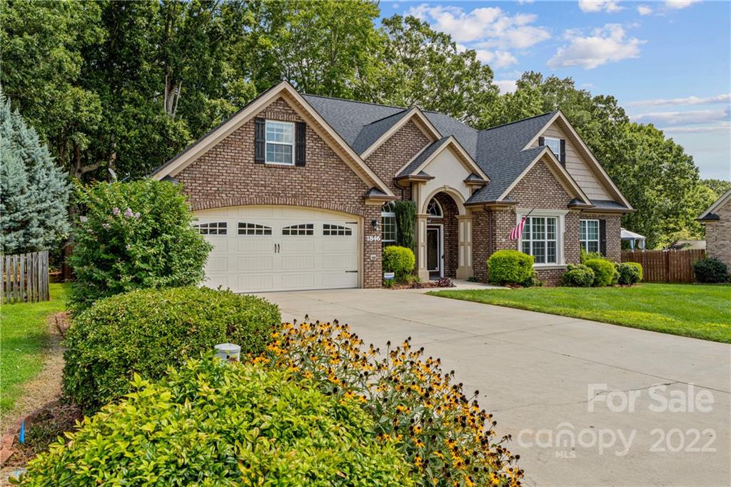 1846 Waterbury Court Hickory NC 28602