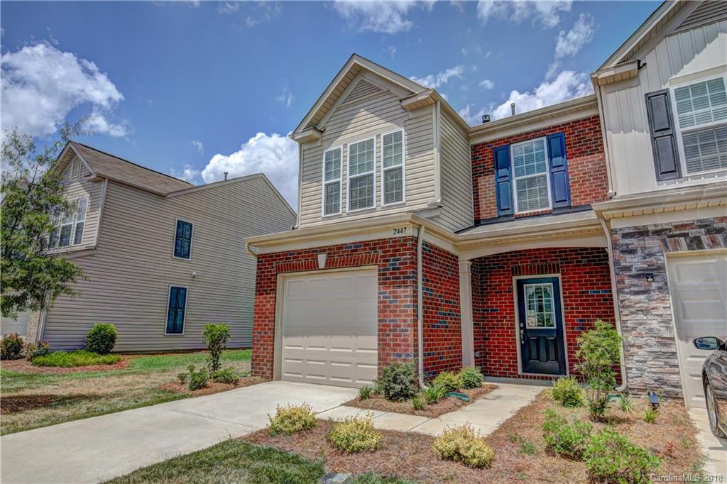 2447 Diplomat Lane Charlotte NC 28210