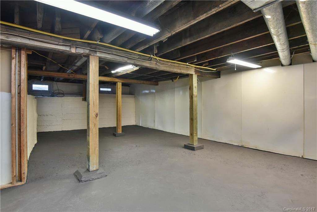 394 N Louisiana Avenue Asheville NC 28806