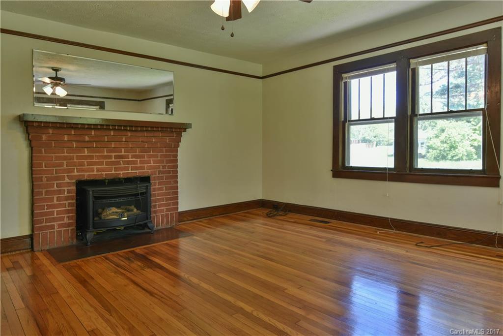 394 N Louisiana Avenue Asheville NC 28806