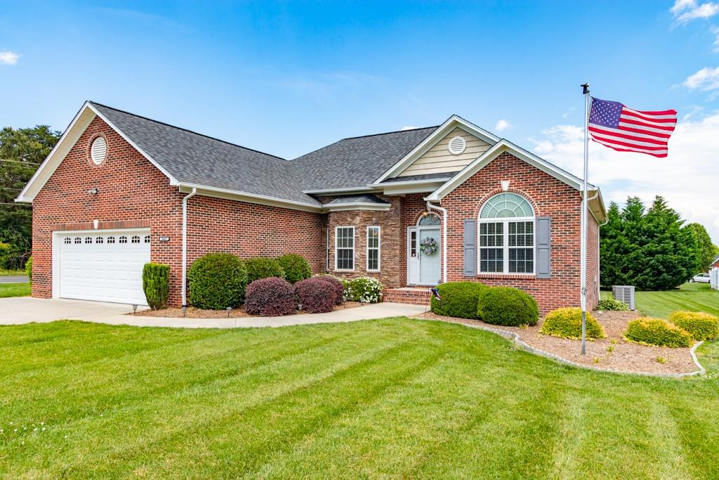 3447 47th Avenue Place NE Hickory NC 28601