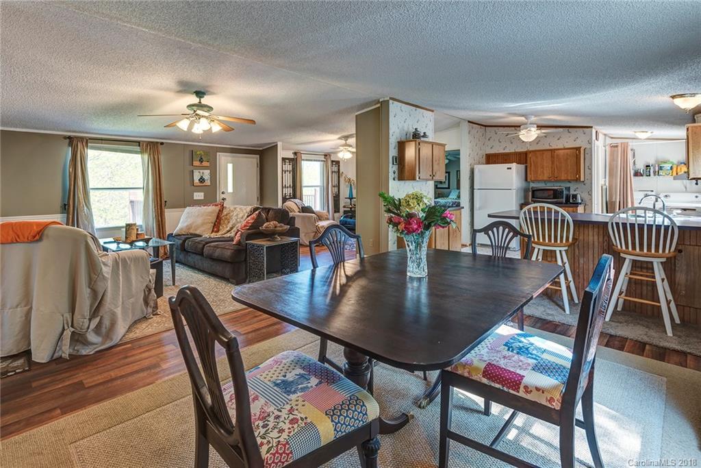 64 Hendl Way Leicester NC 28748