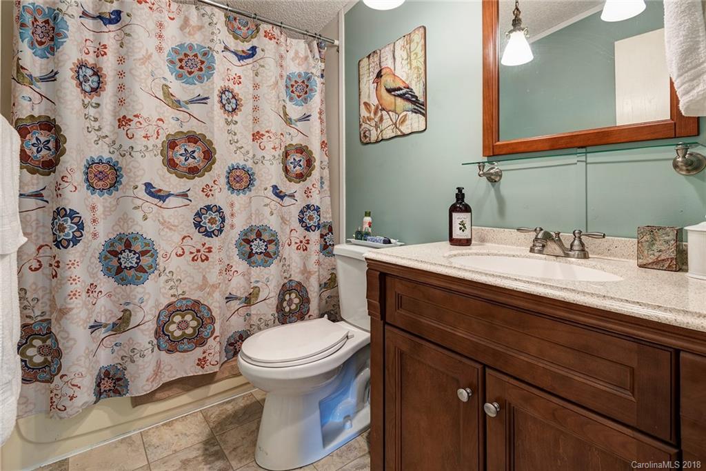 64 Hendl Way Leicester NC 28748