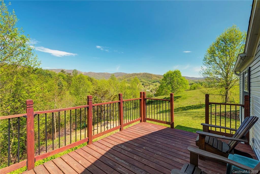 64 Hendl Way Leicester NC 28748