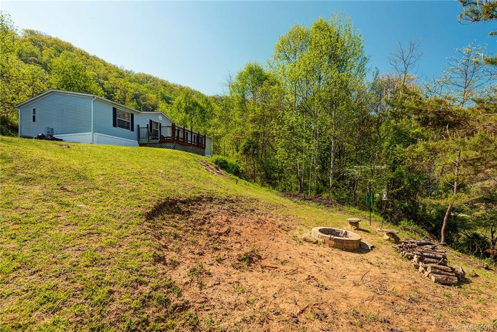 64 Hendl Way Leicester NC 28748