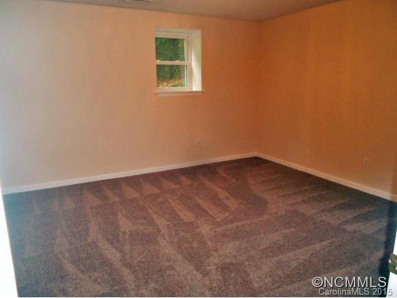 322 Canyon Lane Mills River NC 28759
