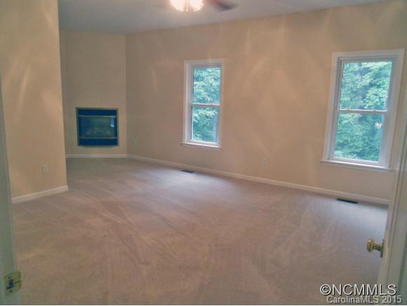322 Canyon Lane Mills River NC 28759