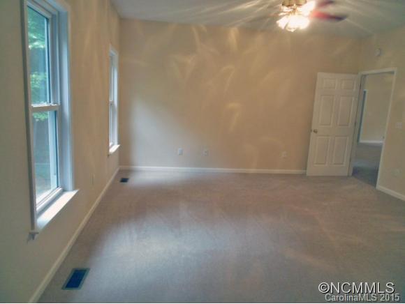 322 Canyon Lane Mills River NC 28759