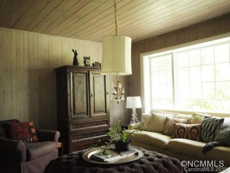 2 White Oak Road Asheville NC 28803