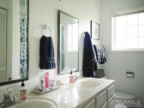 2 White Oak Road Asheville NC 28803